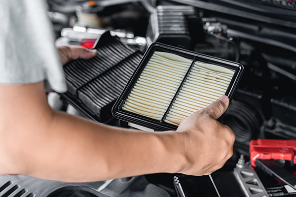 Dirty Air Filters - Improve Mileage With Timely Replacement