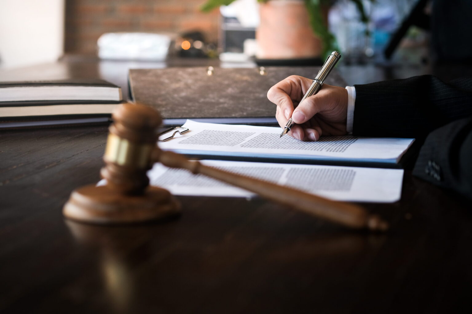 Misdemeanor Case Problems: Keep Documents and Deadlines Organized