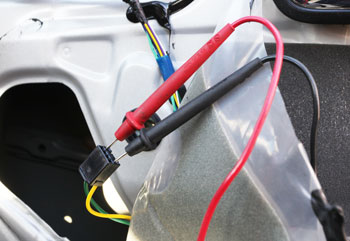 Faulty Power Windows - Diagnose Switches Motors and Wiring